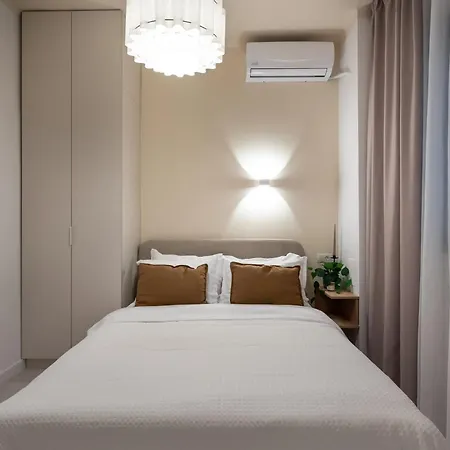 Perfect Base - Steps From Piata Universitatii Bucarest