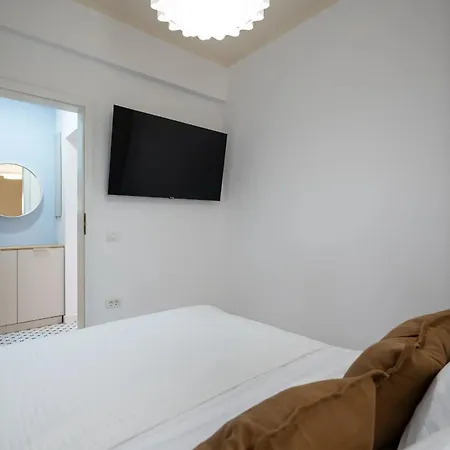 Perfect Base - Steps From Piata Universitatii * Bucharest