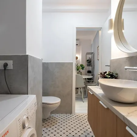 Apartament Perfect Base - Steps From Piata Universitatii *