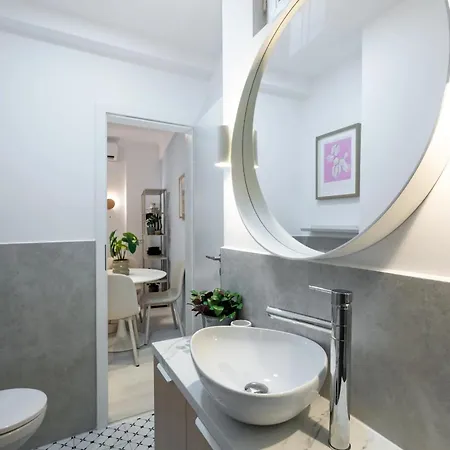 Apartament Perfect Base - Steps From Piata Universitatii Bukareszt