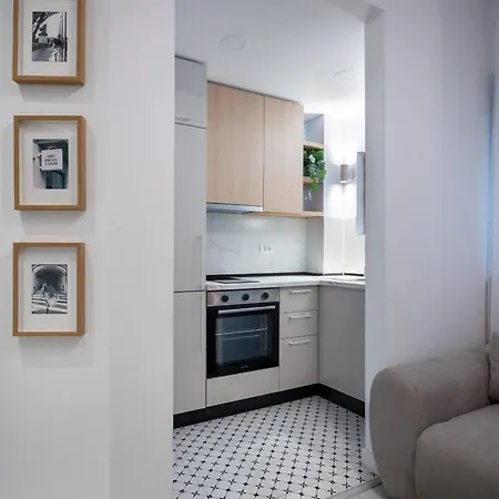 Apartament Perfect Base - Steps From Piata Universitatii Bukareszt