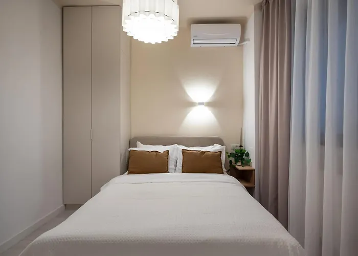 Perfect Base - Steps From Piata Universitatii Bukarest