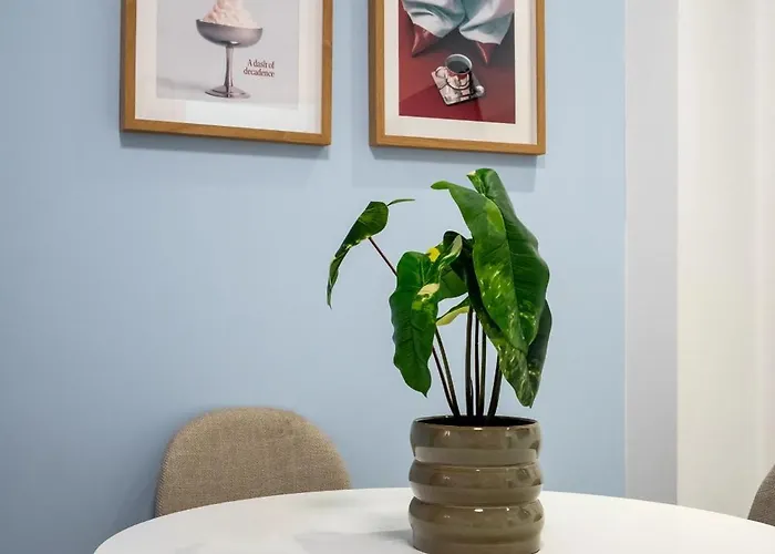 Апартаменти Perfect Base - Steps From Piata Universitatii *