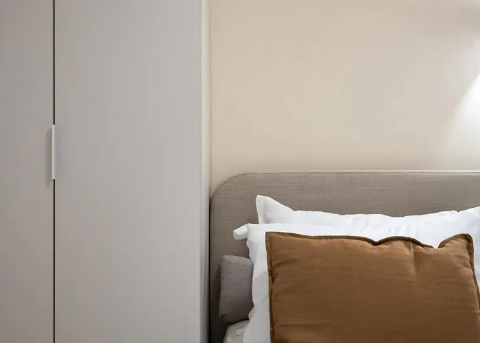 Perfect Base - Steps From Piata Universitatii Bukarest