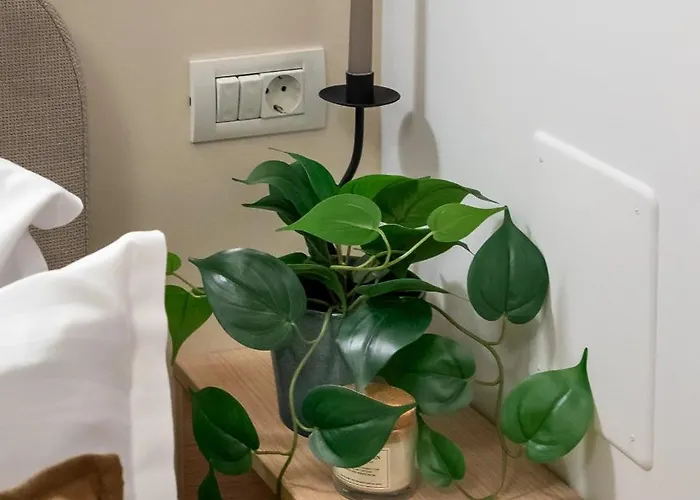 Perfect Base - Steps From Piata Universitatii Апартаменти *