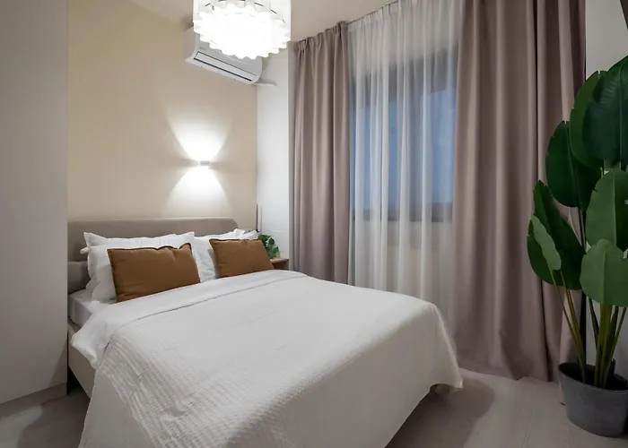 Apartament Perfect Base - Steps From Piata Universitatii *
