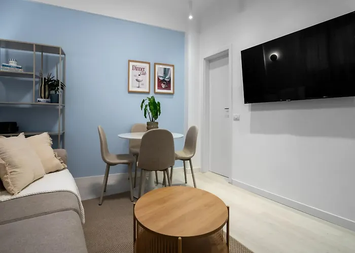 Perfect Base - Steps From Piata Universitatii *