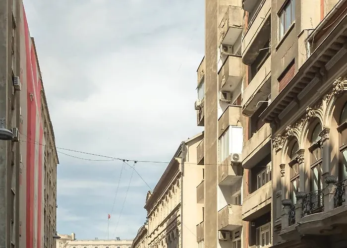 Perfect Base - Steps From Piata Universitatii * Bukarest