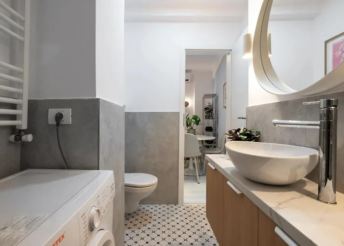 דירה Perfect Base - Steps From Piata Universitatii *